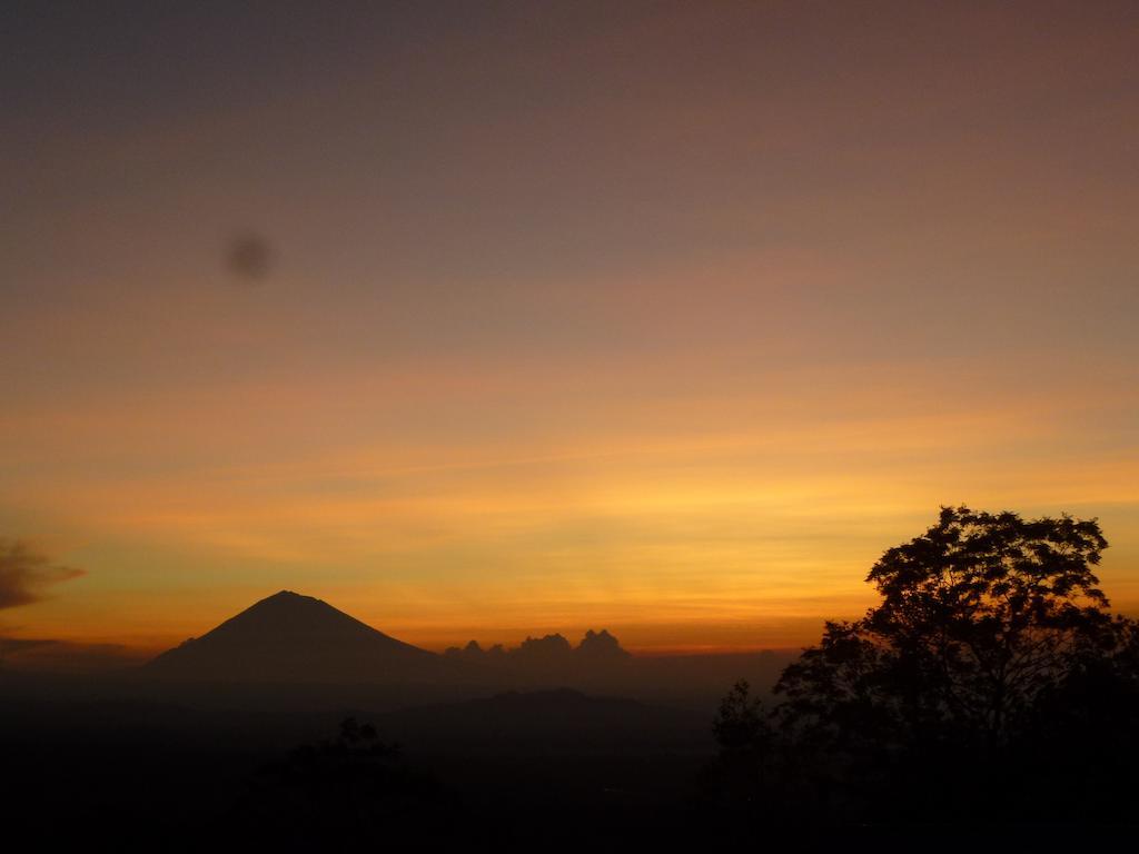 Sang Giri Mountain Tent Resort By Ahm Desa Desa Jatiluwih Exteriör bild